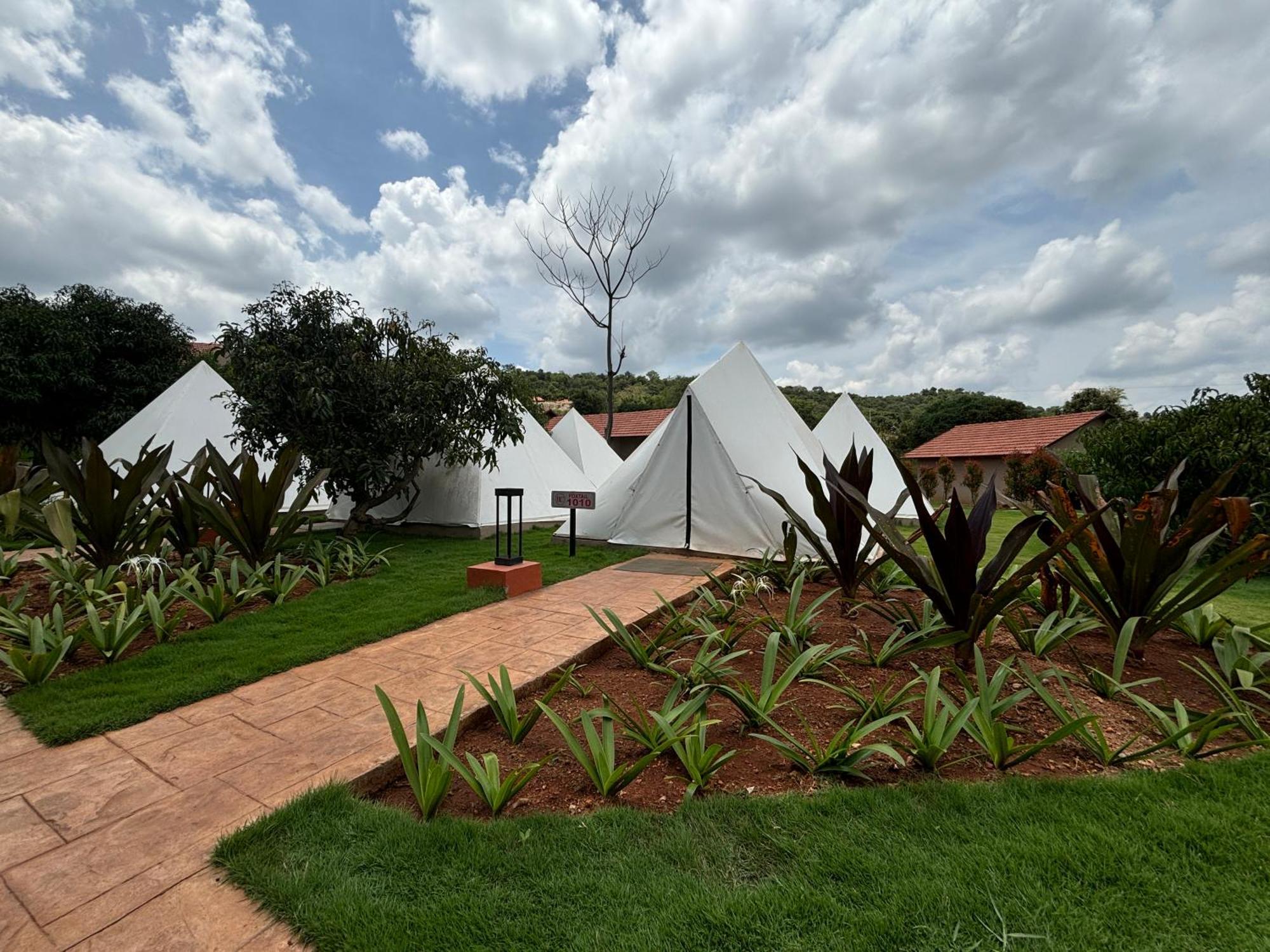 Ravishing Retreat Resort Rāmanagaram Buitenkant foto