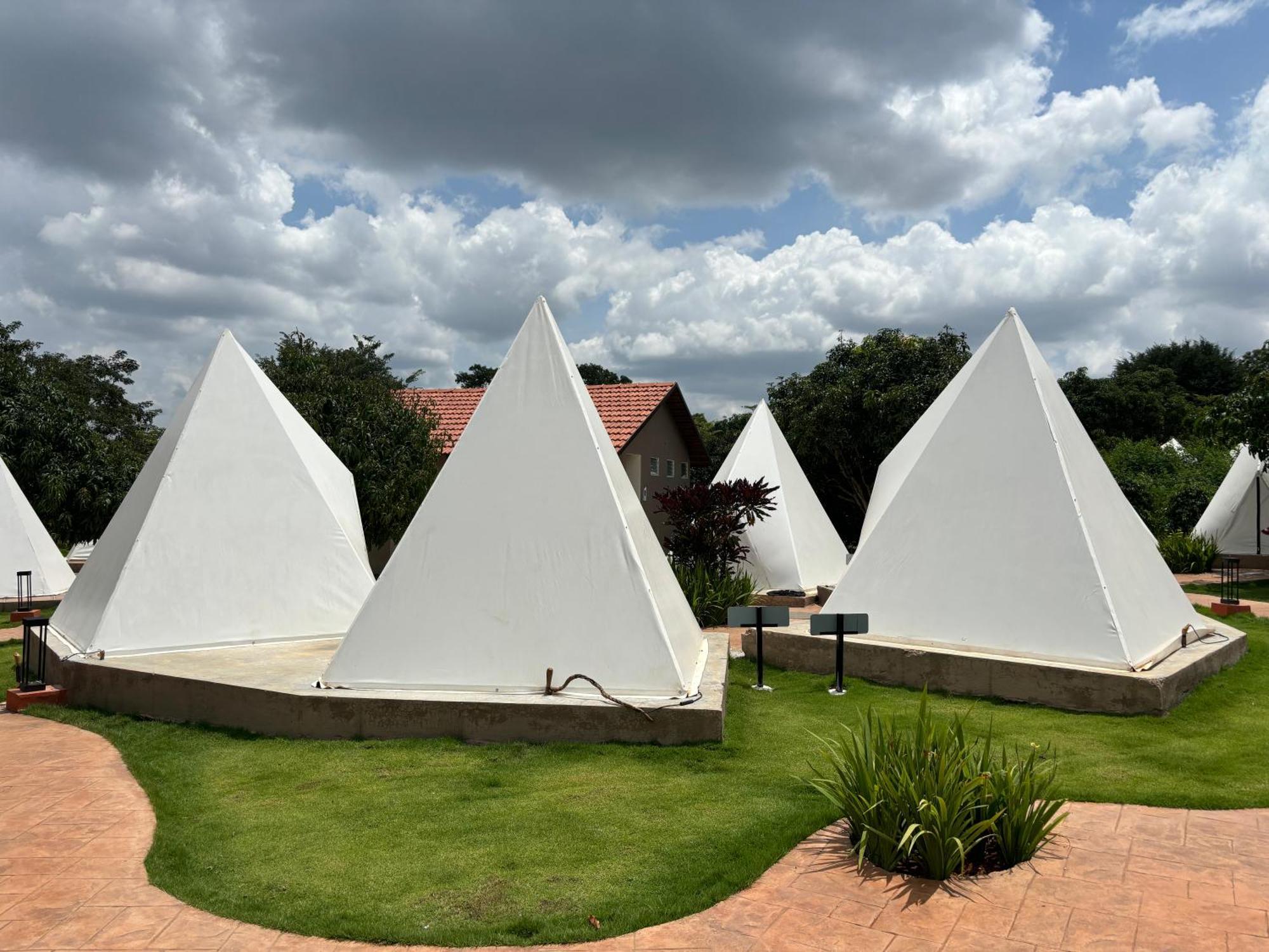 Ravishing Retreat Resort Rāmanagaram Buitenkant foto