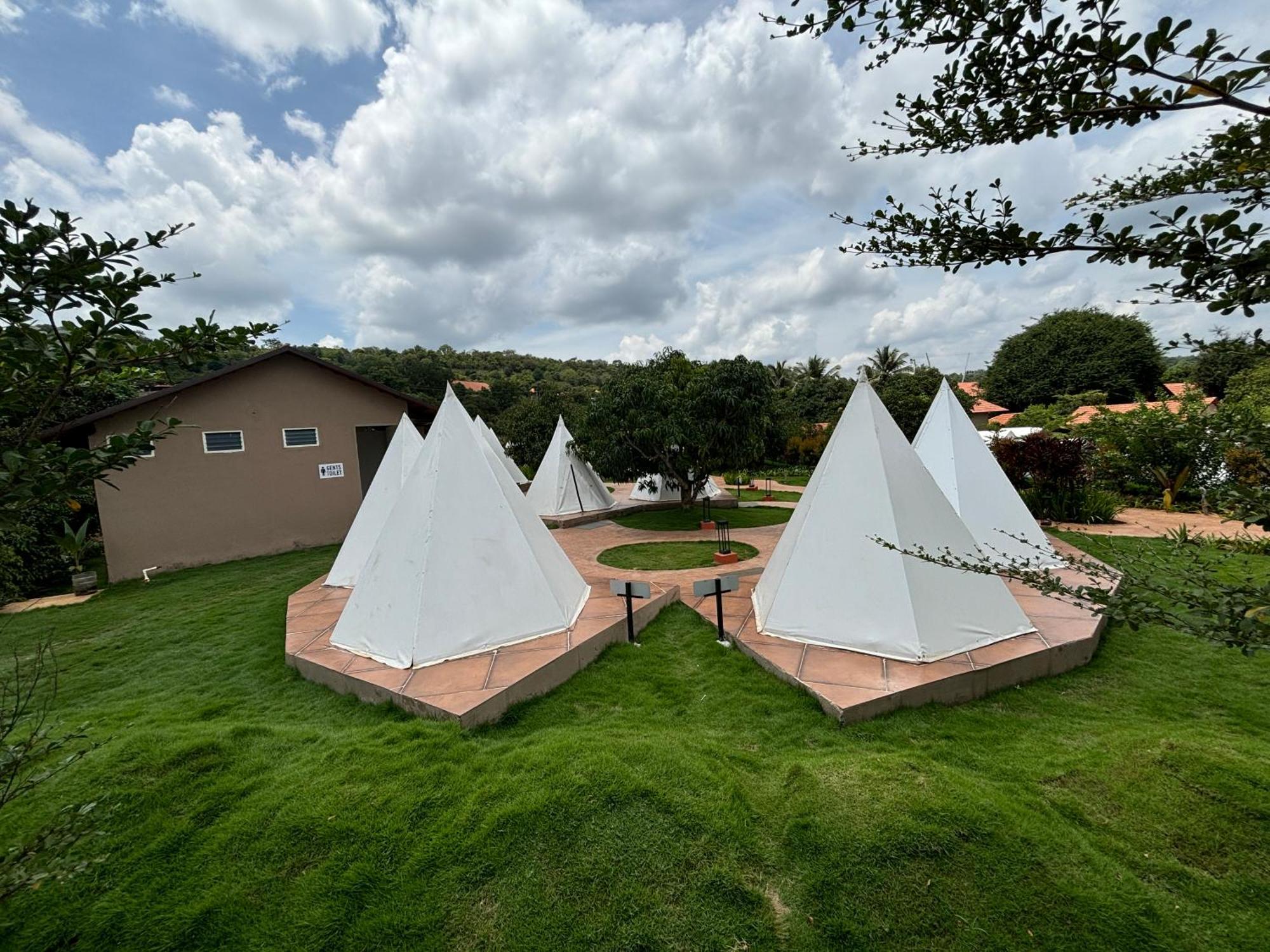 Ravishing Retreat Resort Rāmanagaram Buitenkant foto